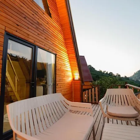 Pafuli Gundogdu (Marmara Island)